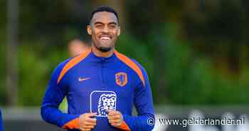 Ronald Koeman ziet Ryan Gravenberch geblesseerd afhaken voor tweeluik tegen Spanje