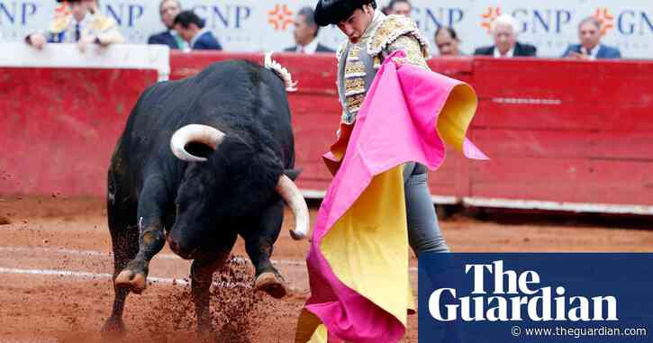 Mexico City introduces ‘bloodless bullfighting’ in win for animal rights activists