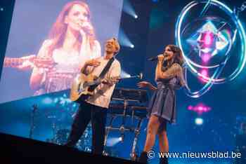 Merol en Regi Live ft Linda op podium Rock Zottegem