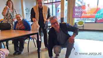 Keuvelen, kleuren en knoeien