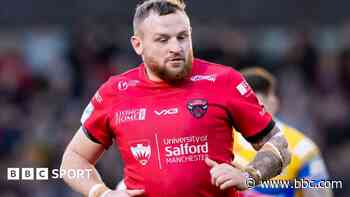 Tigers sign Singleton from struggling Salford