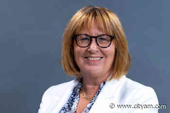 Exclusive: Top transport civil servant who oversaw HS2 to step down