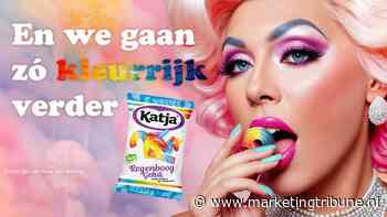 Eerste AI-inhaakbillboard met bewegend persoon