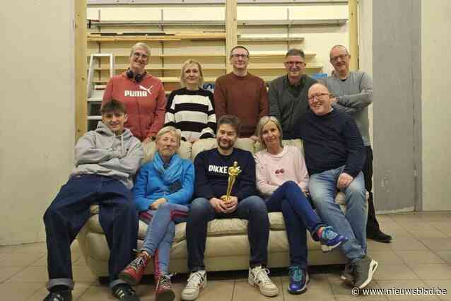 Toneelvereniging De Vliegende Ster speelt Popcorn