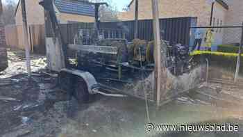 Carport gaat in vlammen op in Spalbeek door oververhitte hogedrukreiniger