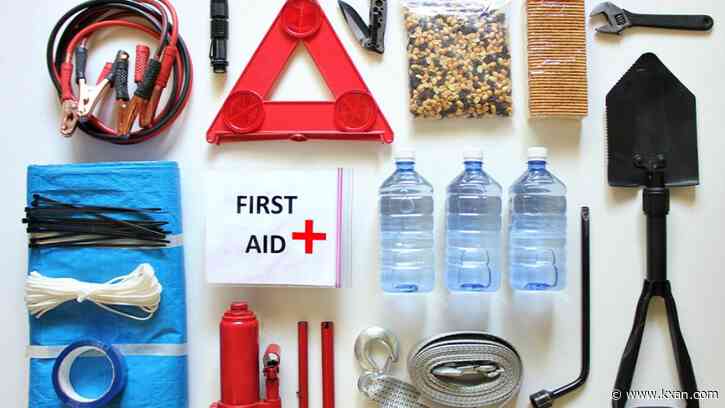 What to pack in an emergency supply kit