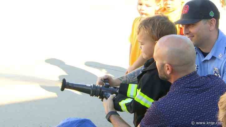 Born on a boat: Florida boy reunites with first responders who delivered him