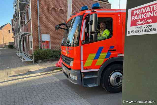 Brandweer controleert lift van appartementsgebouw na brandmelding