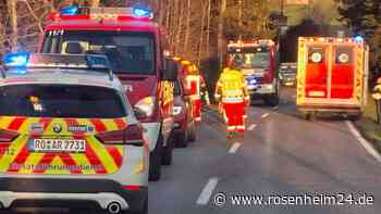 Schwerer Unfall zwischen Miesbach und Bad Feilnbach: Straße halbseitig gesperrt