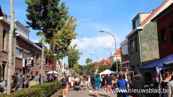 Politieke kramen dreigen te moeten verhuizen op jaarmarkt: “Wij horen juist thuis in het hart van het evenement”