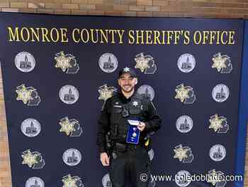 Monroe deputy receives national award for saving woman from oncoming train