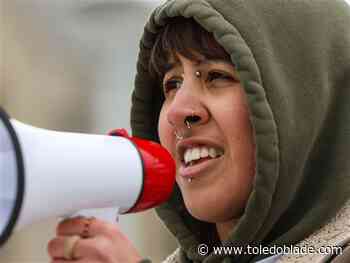 UT students demonstrate against efforts to prohibit DEI programs