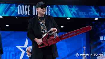 "Erbärmliches Mannskind": Elon Musks Tochter geht mit ihrem Vater hart ins Gericht