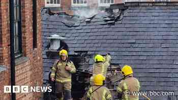 Fire that ripped through pub's roof 'accidental'