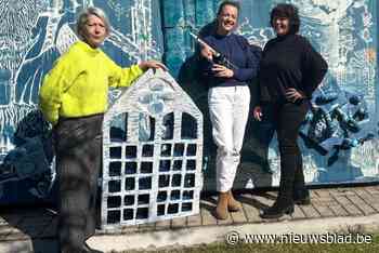 Leerlingen blazen verteltheater nieuw leven in met artistieke installatie: “We hadden ze op geen andere manier zo kunnen laten tekenen”