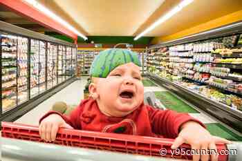 America’s Top Grocery Chain Laying Off Employees Left and Right