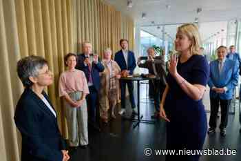 Nu ook officieel: burgemeester Els van Doesburg (N-VA) legt eed af bij gouverneur