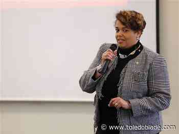 Shanda Gore shares new book, inspires leaders to engage effective human and AI leadership