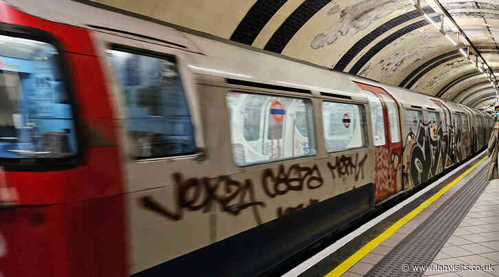 Government urged to back the Bakerloo line extension in its 10-year infrastructure plan