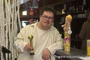 Jaimie (33) komende zomer co-presentator op Kamping Kitsch Club: “Ik wou altijd al graag eens presenteren”