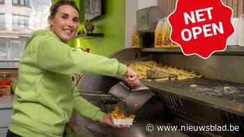 Karen schept frieten bij Allez Patat: “Als kind heb ik al in het frituur van mijn oma geholpen”