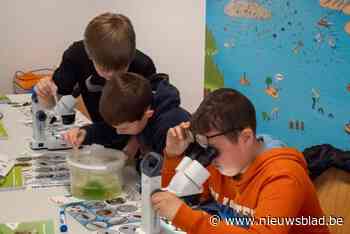 Jeugd ontdekt de wonderlijke waterwereld in De Gavers