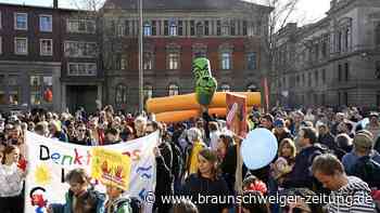 Braunschweig: Hunderte demonstrieren für Bad Gliesmarode
