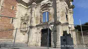 Monumentenwacht inspecteert Truiense abdijtoren en poort