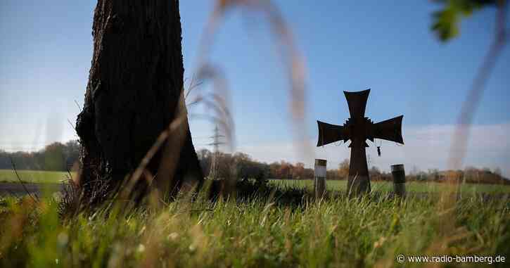 Autofahrerin übersieht Bikerin – tödlich verletzt