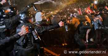 Turkse oppositie zegt dat 300.000 mensen meedoen aan verboden protesten voor opgepakte burgemeester