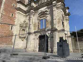 Monumentenwacht inspecteert Truiense abdijtoren en poort: “Eerste vaststellingen wijzen op oppervlakkige gebreken”