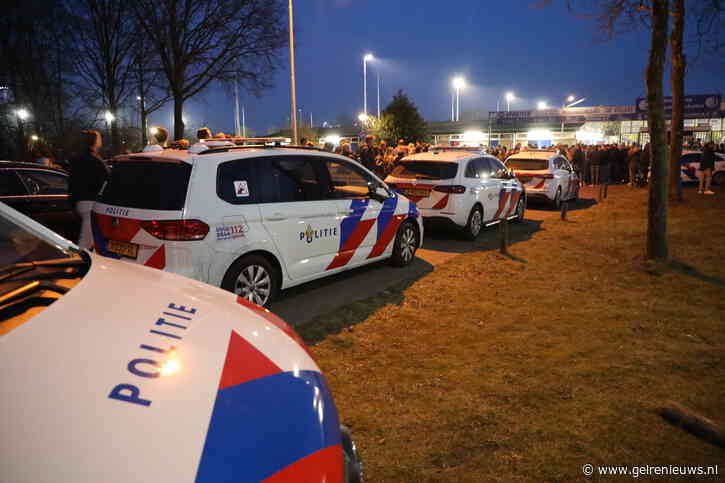 Politie massaal aanwezig bij voetbalderby in Ede