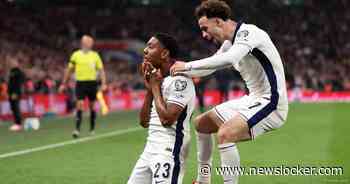 Lewis-Skelly neemt record over van Rashford met goal bij debuut voor Engeland