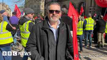 Bin strikes to continue indefinitely, union says