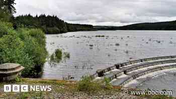 Water firm to pay £40m over 'serious failures'