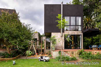 Kalm Residence / Two Five Five Architects