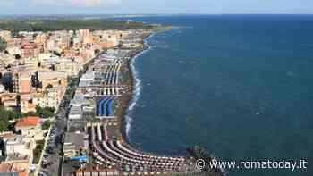 Lavoro vista mare e vacanze lunghe per i figli. Quanto costa vivere l’estate nella Miami del litorale romano