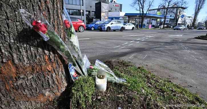 Mutmaßliches Autorennen mit Toten: Person weiter flüchtig