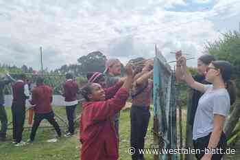 PAB-Gesamtschüler in Kenia