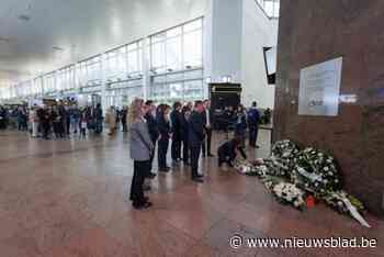 Ingetogen herdenkingsmoment gehouden in vertrekhal Brussels Airport en metrostation Maalbeek negen jaar na aanslagen
