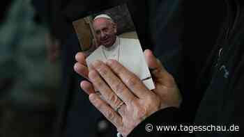 Papst will am Sonntag erstmals wieder öffentlich auftreten