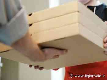 Consegna una pizza e tenta di violentare una donna: arrestato un pachistano