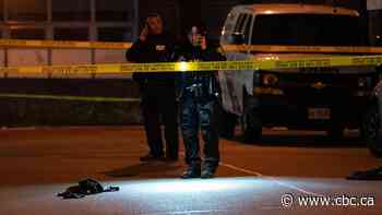 3 teenage boys shot in Toronto Friday night, police say