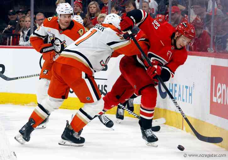 Ducks’ 5-game homestand doesn’t start easy with Carolina