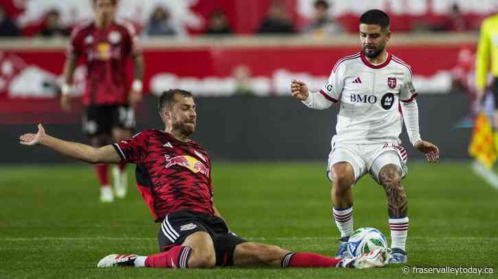 Insigne returns to the starting lineup but Toronto FC loses 2-1 to the Red Bulls