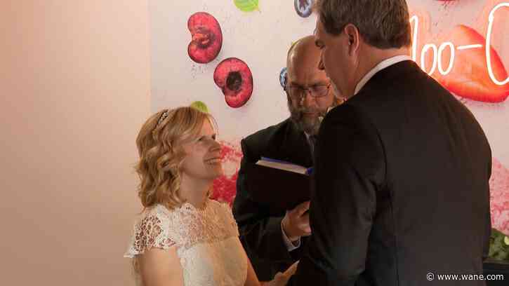 Some things were mint to be: Couple married at ice cream shop where they had their first date