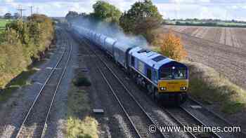 JP Morgan firm on track to buy ?4bn Eversholt, rail?s golden ticket. subscription