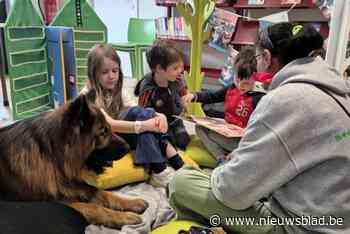 Kinderen mogen verhaaltjes voorlezen aan heel bijzondere luisteraar