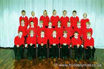 Nostalgic pictures of Sydney Smith School pupils from 1998 to 2001