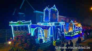Lichtstoet lokt weer duizenden carnavalisten naar Vlijtingen